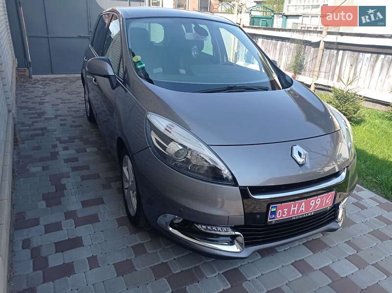 Минивэн Renault Scenic 2012 в Нежине
