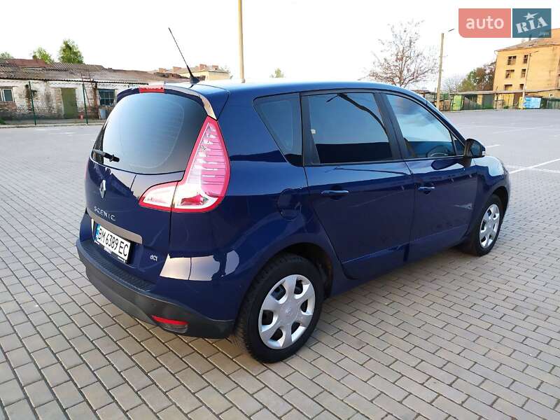 Мінівен Renault Scenic 2011 в Ромнах