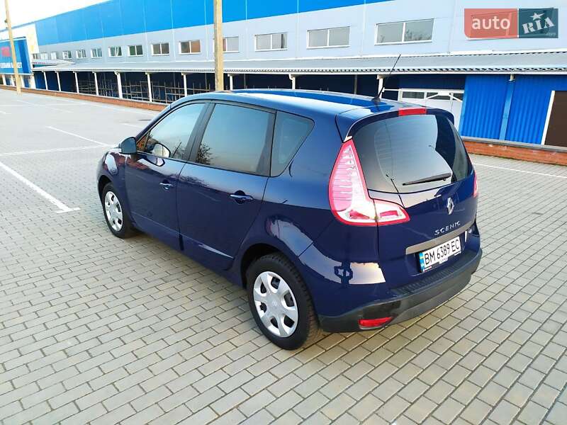Мінівен Renault Scenic 2011 в Ромнах