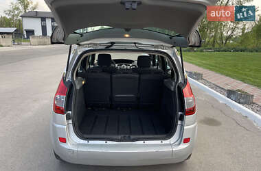 Минивэн Renault Scenic 2008 в 