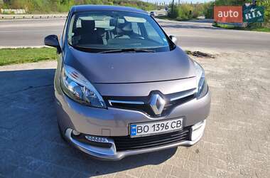 Минивэн Renault Scenic 2015 в 