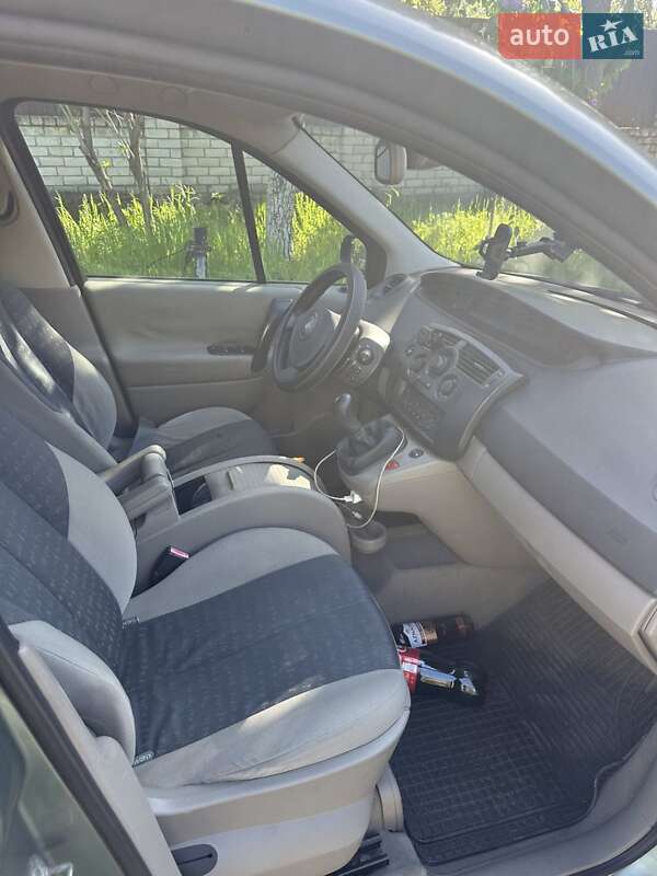 Минивэн Renault Scenic 2005 в Николаеве
