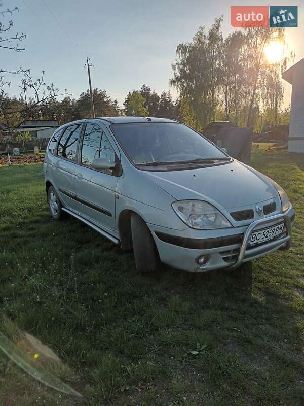 Минивэн Renault Scenic 2003 в Шептицькому