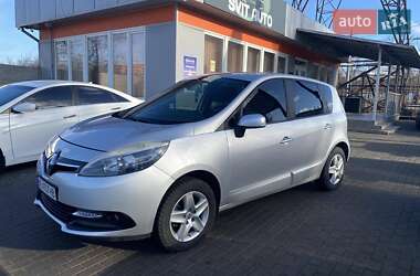 Минивэн Renault Scenic 2014 в 