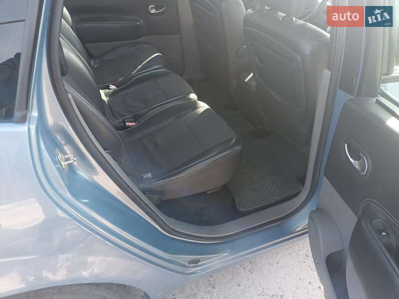 Минивэн Renault Scenic 2005 в Черкассах