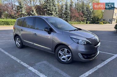 Мінівен Renault Scenic 2012 в 