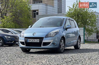 Мінівен Renault Scenic 2011 в 