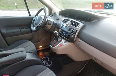Мінівен Renault Scenic 2005 в 