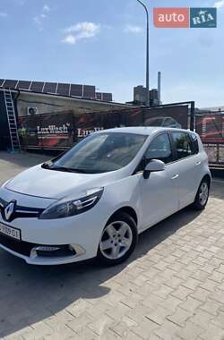 Минивэн Renault Scenic 2015 в 