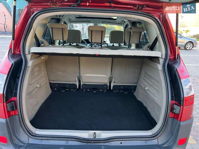 Минивэн Renault Scenic 2006 в Луцке