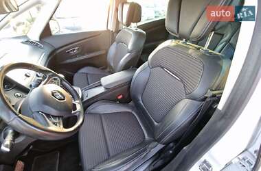 Мінівен Renault Scenic 2019 в 