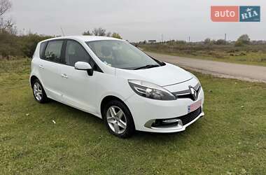 Минивэн Renault Scenic 2016 в 