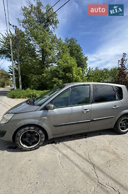 Минивэн Renault Scenic 2003 в 