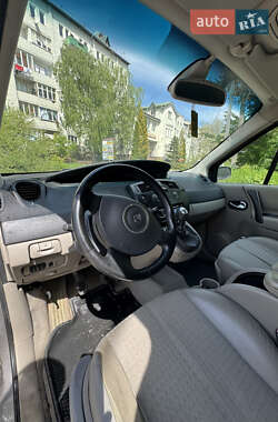 Минивэн Renault Scenic 2003 в 