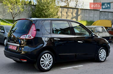 Минивэн Renault Scenic 2010 в 