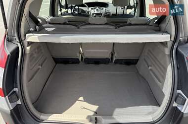 Минивэн Renault Scenic 2005 в 
