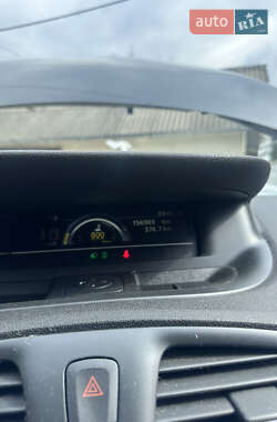 Минивэн Renault Scenic 2013 в 
