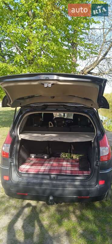 Мінівен Renault Scenic 2007 в Зарічному