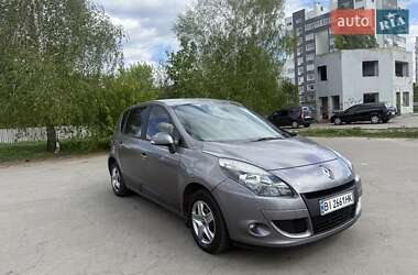 Минивэн Renault Scenic 2010 в Харькове