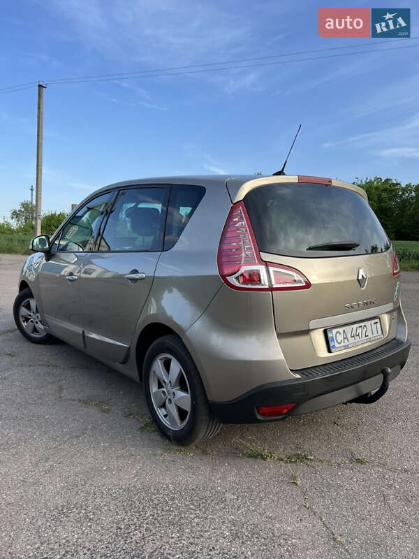 Мінівен Renault Scenic 2010 в Черкасах