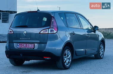 Мінівен Renault Scenic 2011 в 