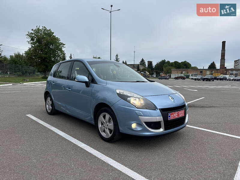 Мінівен Renault Scenic 2009 в Житомирі
