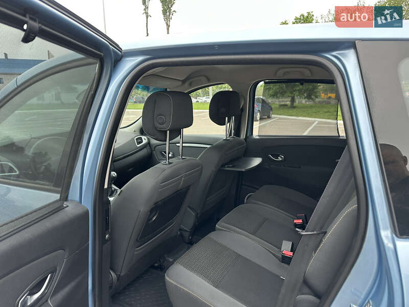 Мінівен Renault Scenic 2009 в Житомирі