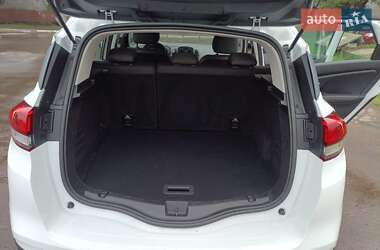 Минивэн Renault Scenic 2019 в 