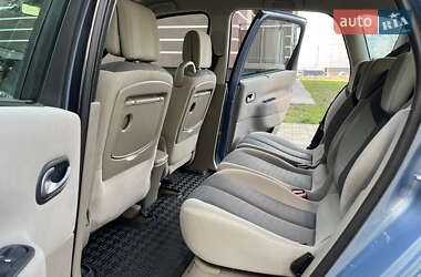 Минивэн Renault Scenic 2005 в 