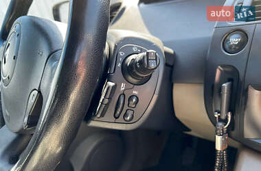 Минивэн Renault Scenic 2006 в 