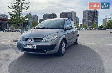 Минивэн Renault Scenic 2005 в 