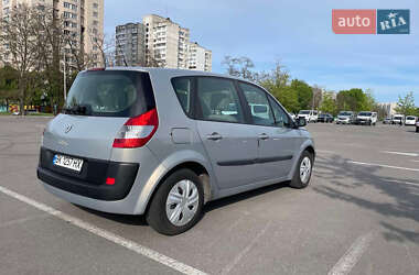 Минивэн Renault Scenic 2005 в 