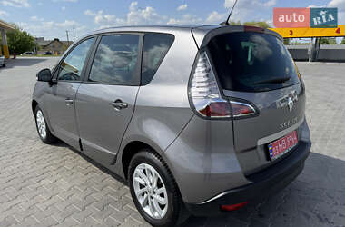 Мінівен Renault Scenic 2015 в 