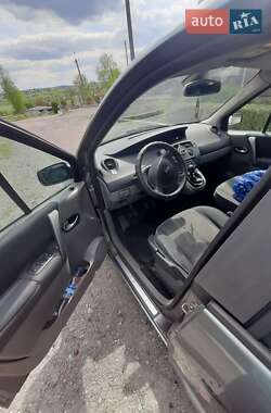 Минивэн Renault Scenic 2003 в 