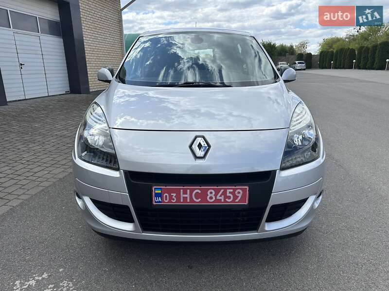 Минивэн Renault Scenic 2010 в Луцке
