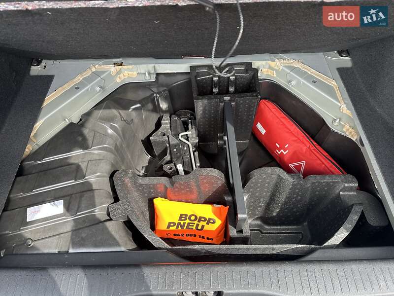 Минивэн Renault Scenic 2010 в Луцке