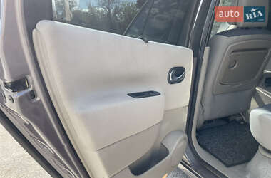 Минивэн Renault Scenic 2005 в 