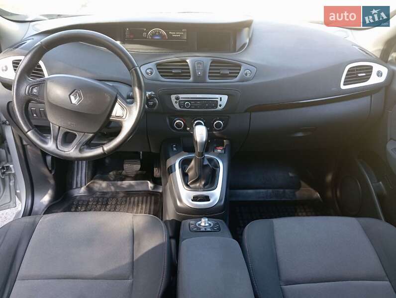 Минивэн Renault Scenic 2012 в Днепре