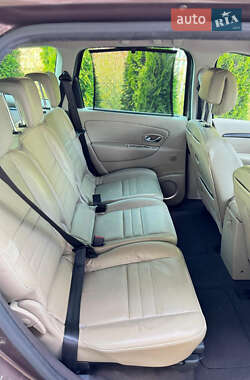 Мінівен Renault Scenic 2010 в 