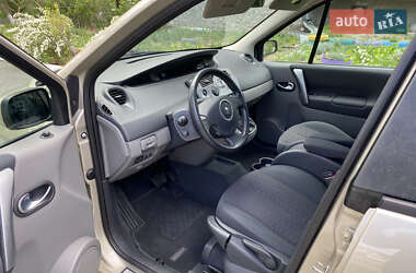Минивэн Renault Scenic 2006 в 