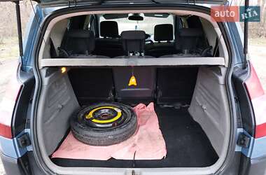 Мінівен Renault Scenic 2005 в 