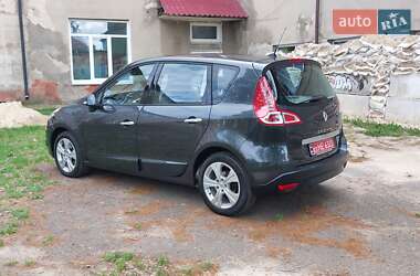 Мінівен Renault Scenic 2010 в 