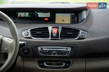 Мінівен Renault Scenic 2011 в 