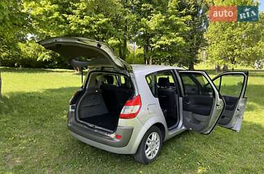 Минивэн Renault Scenic 2006 в 