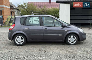 Минивэн Renault Scenic 2005 в 