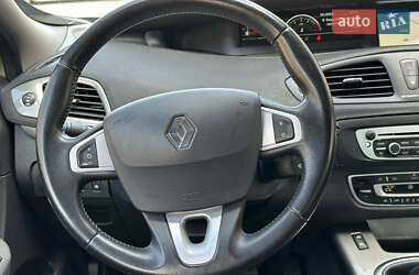 Минивэн Renault Scenic 2013 в 