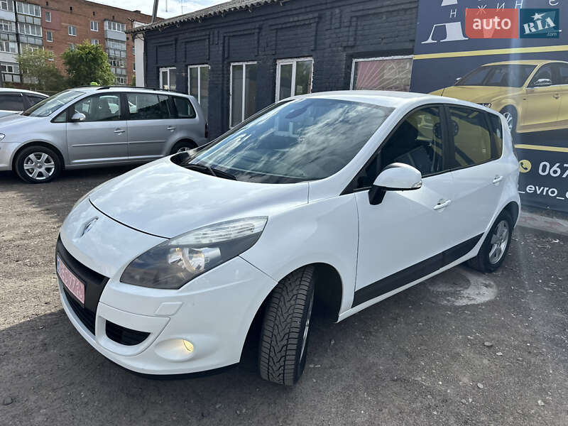 Мінівен Renault Scenic 2010 в Ніжині