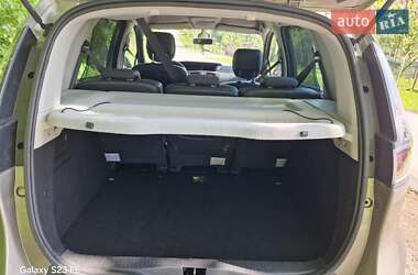 Мінівен Renault Scenic 2012 в 