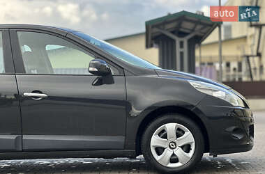 Мінівен Renault Scenic 2009 в 