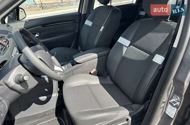 Мінівен Renault Scenic 2011 в 
